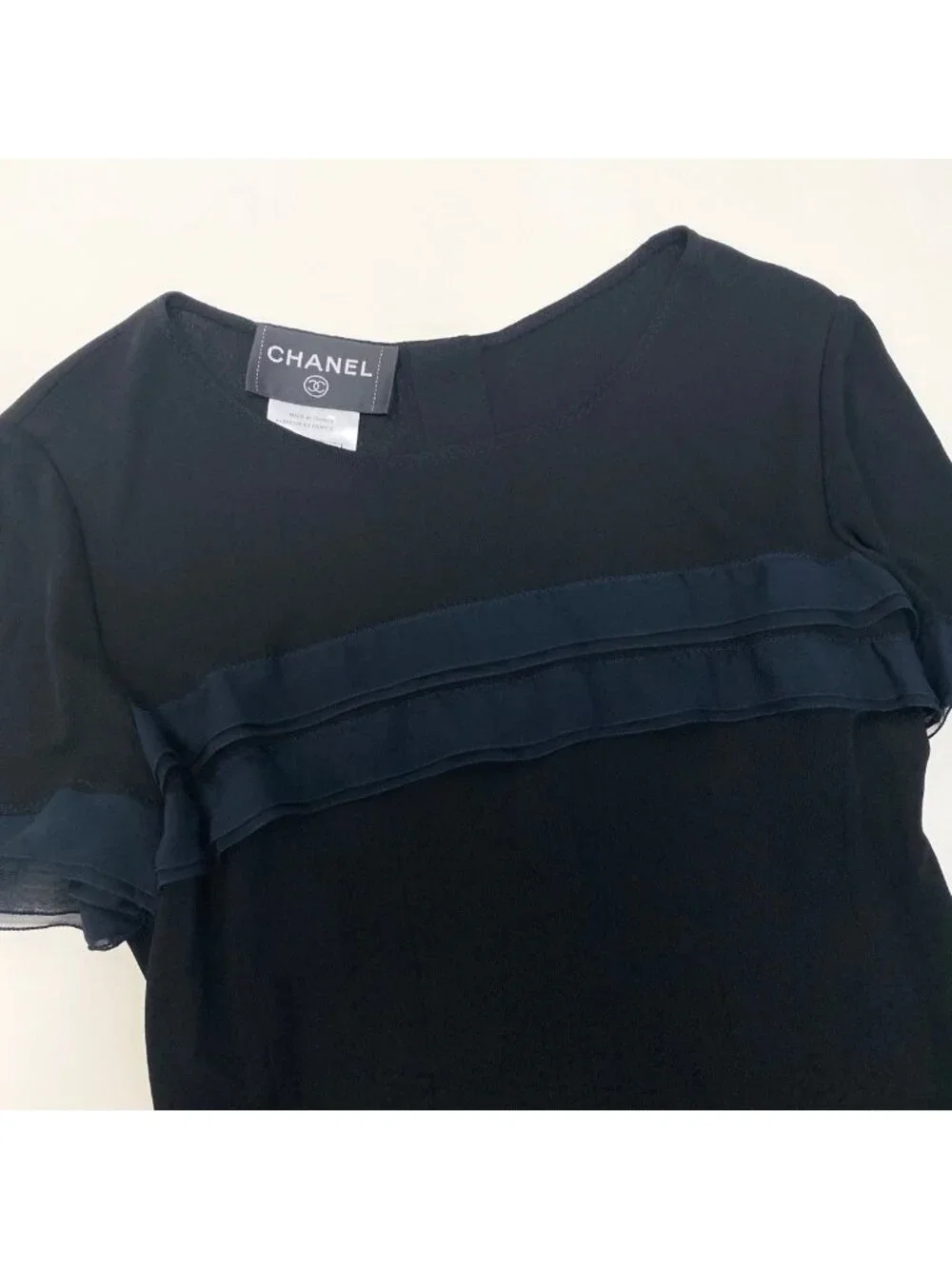 Chanel Ch1 Short Sleeve Knit Sweater CC Logo Button 36 Black 100% Rayon
